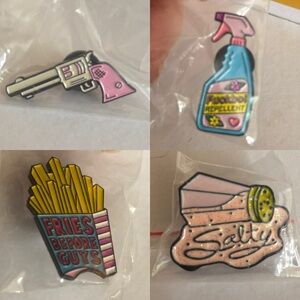 💥4/$20💥 4pc Set of Fun Enamel Pins